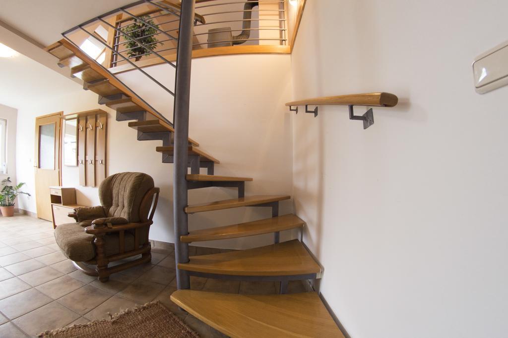Apartment Oreskovic Otočac Eksteriør bilde